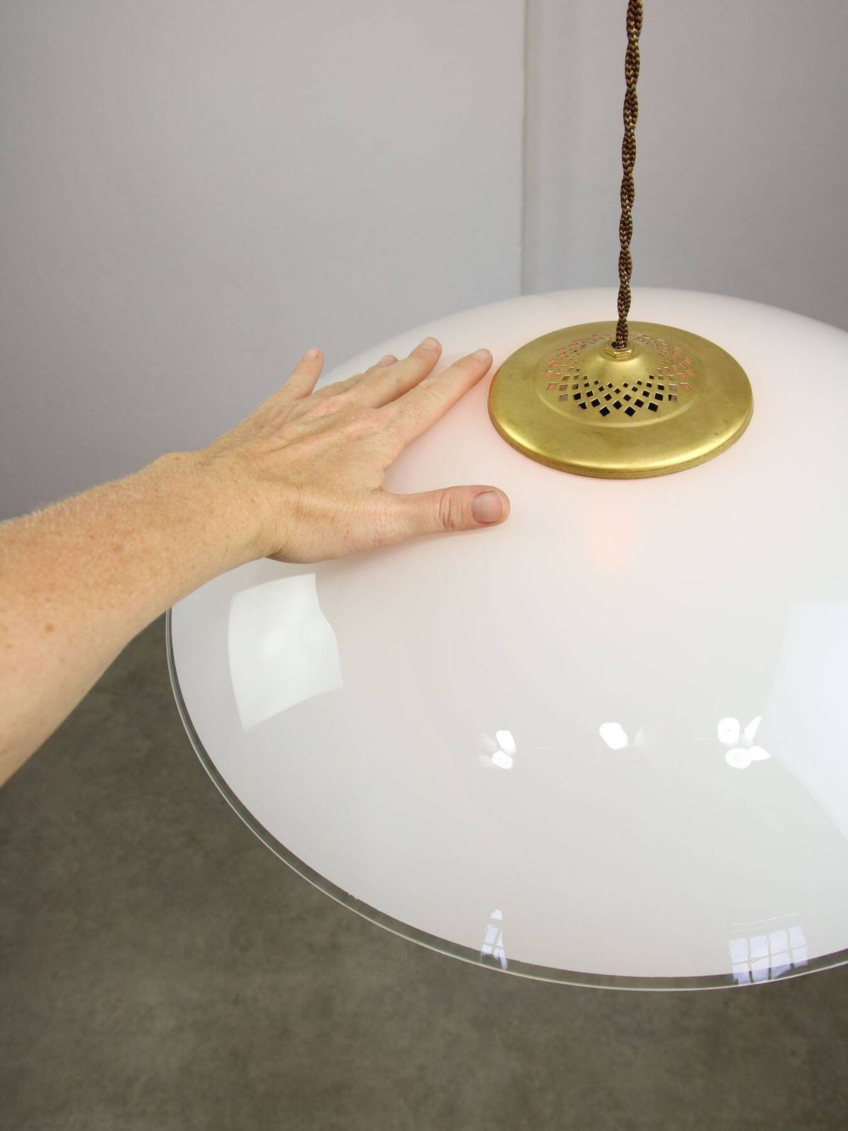 Mid Century Italian Saucer Glass And Brass Pendant Lamp photo 620.0