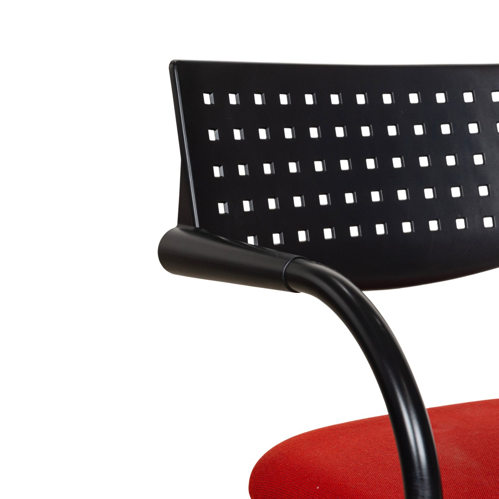 Lot de 8 chaises Vitra Visavis en tissu, rouge et noir photo Mobilier