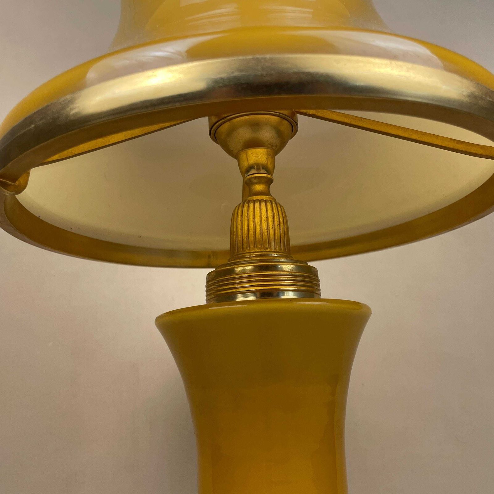 Vintage Mushroom Lamp Yellow All Glass Light Bedside Table Desk Brass Metal Gold Antique Medium Interior Design Retro Art Deco photo Lighting