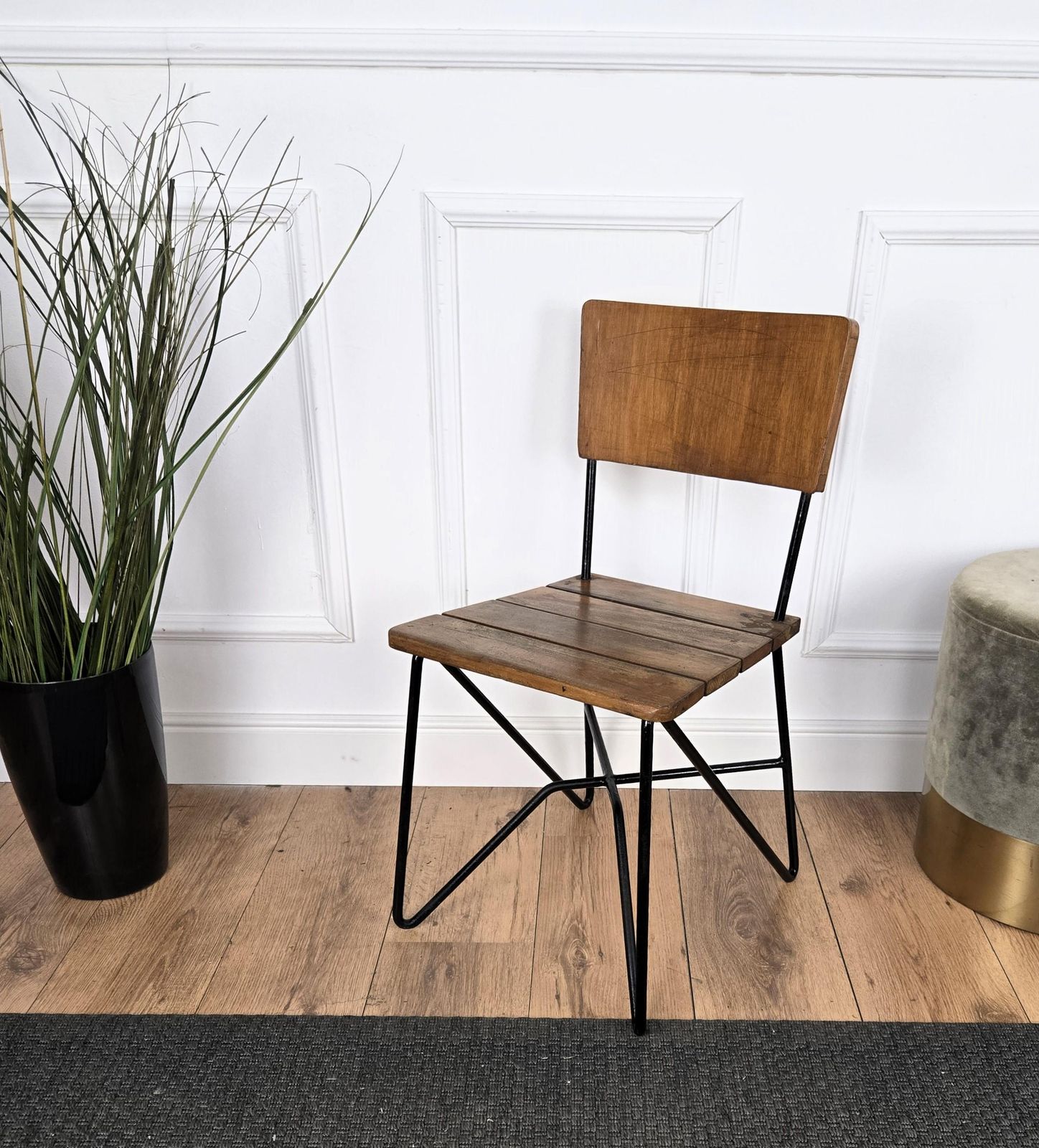 Mid Century Modern Italian Walnut Wood Side Lounge Chair photo for sale