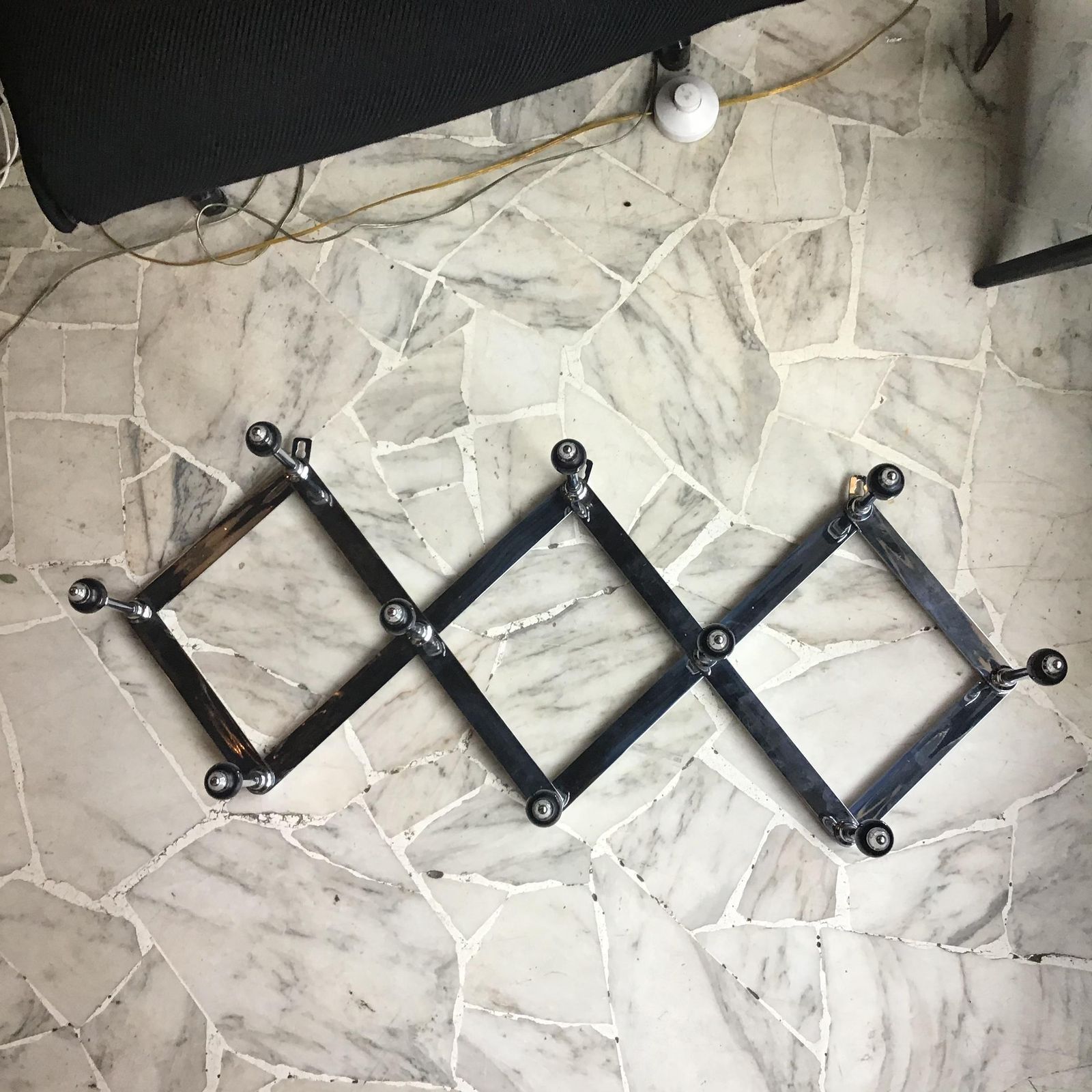 Luigi Caccia Dominioni "Azucena " At4 Adjustable Metal Crome Coat Rack 1950 I photo vintage