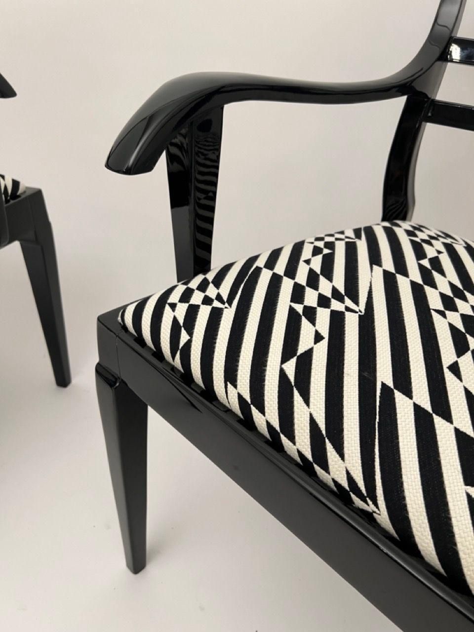 photo vinterior Pair Of Art Deco Armchairs, Black Lacquer, Black Creme Fabric, Germany Ca. 1925