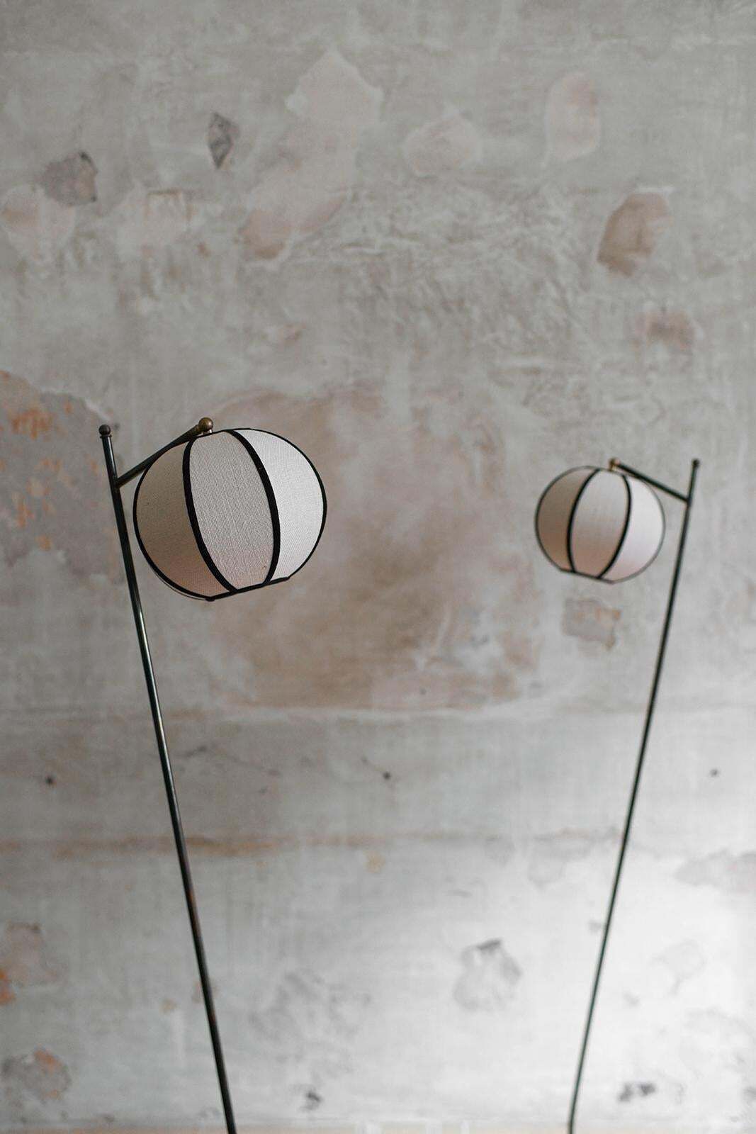 Pair Of “Lanterna” Floor Lamps With Iron Frame And Spherical Fabric Lampshade photo 3356.0
