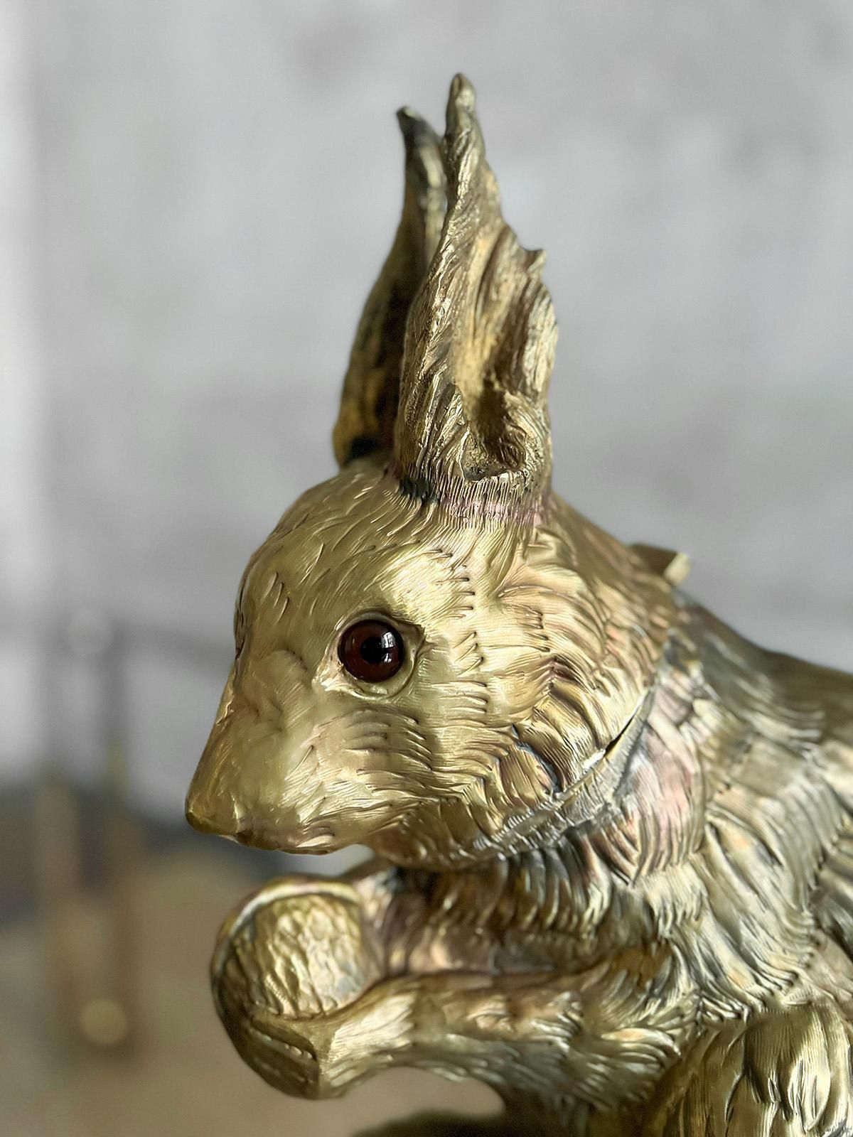 Brass Bottle Holder Squirrel – Molto Editions photo vinterior