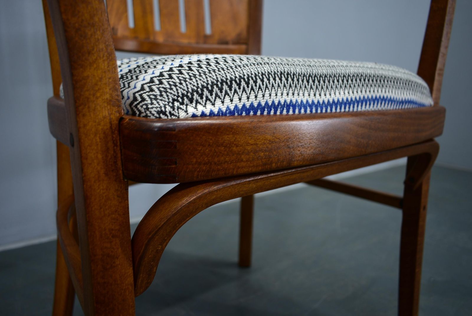 Thonet Armchair By Otto Wagner, 1910s photo vinterior