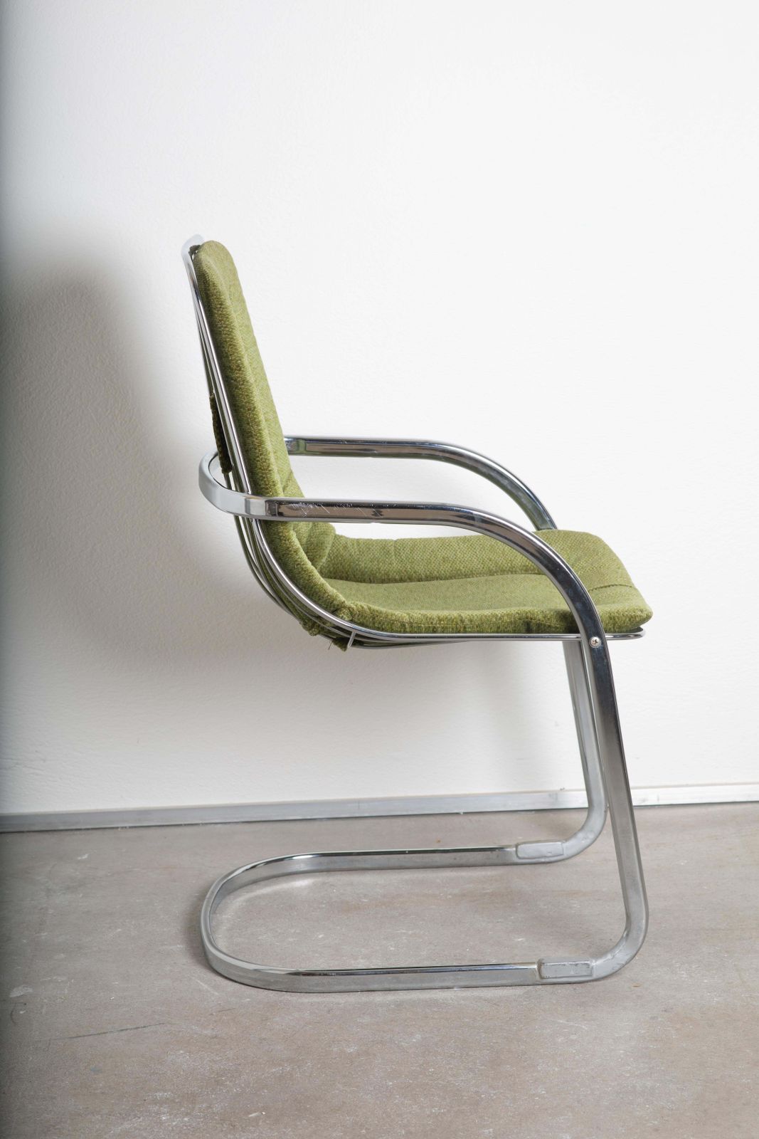 photo furniture Green Velvet Chairs Attributed To Willy Rizzo