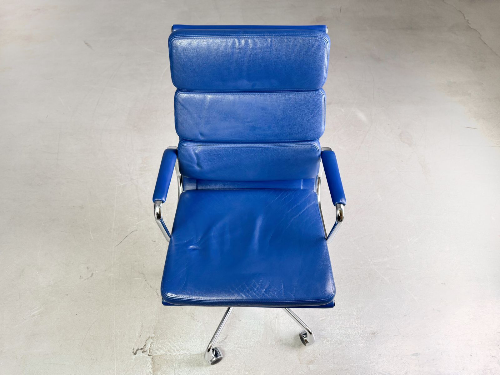 Original Vitra Ea 219 Office Chair Soft Pad Blue Charles & Ray Eames Leather photo buy