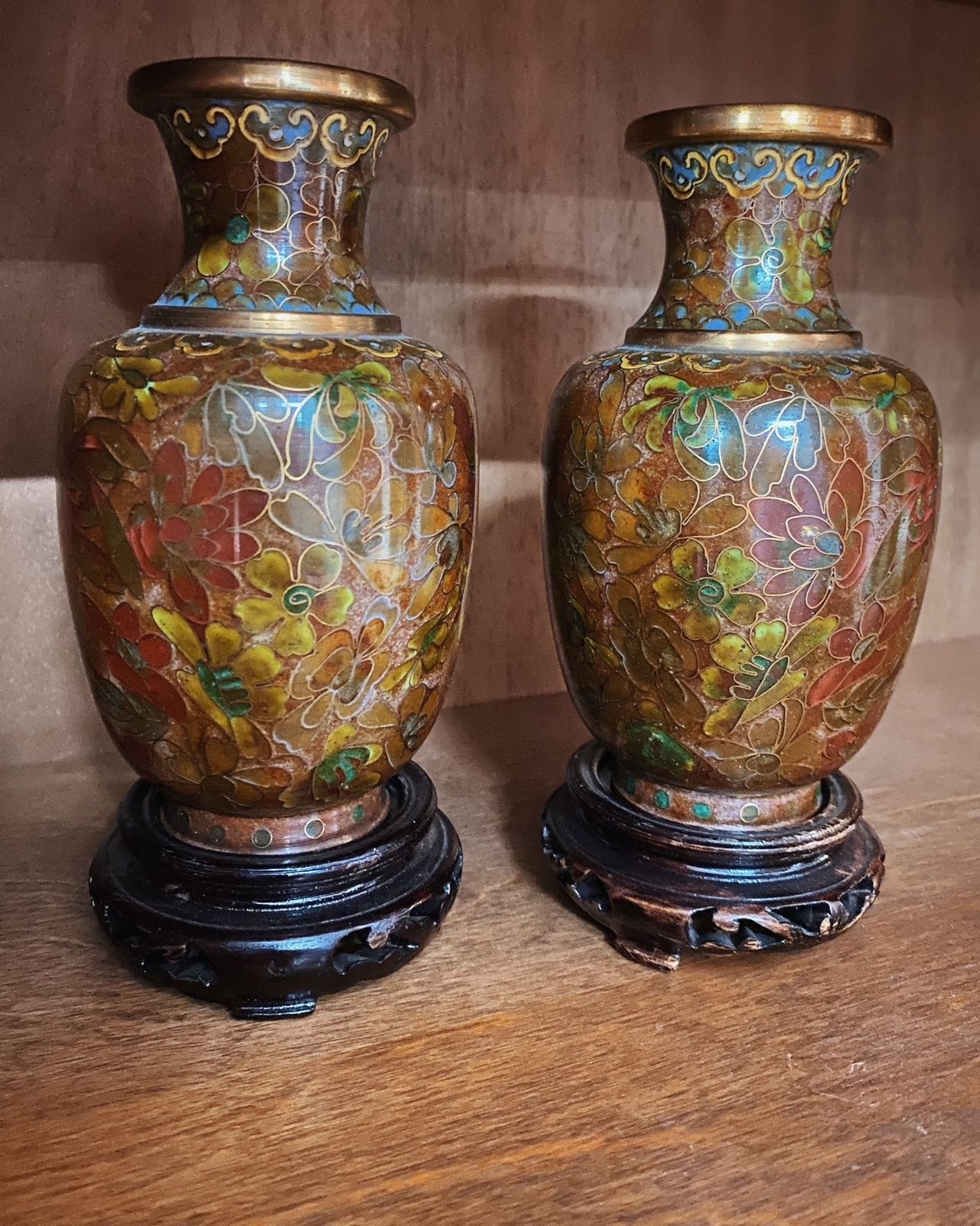 Vintage Late 20th Century Asian Chinese Cloisonne Vase