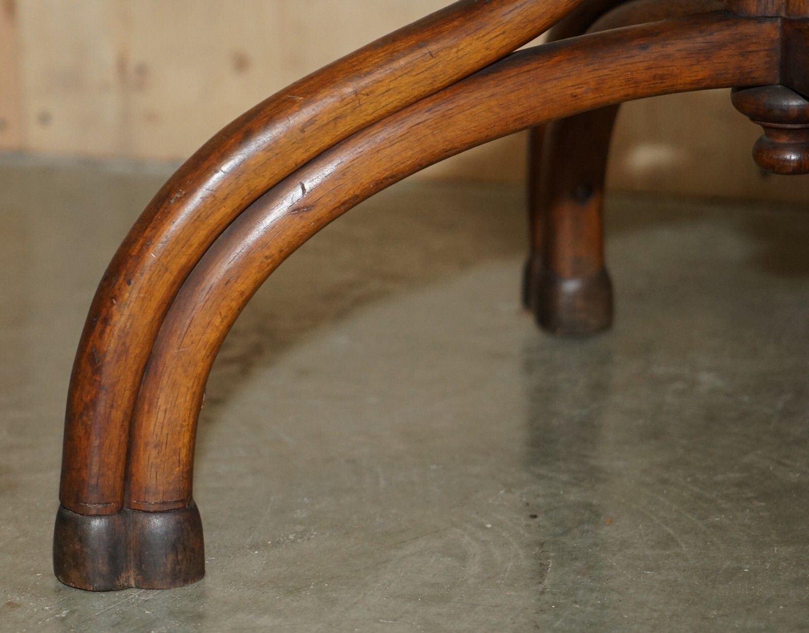 Huge Circa 1900's Thonet Revolving Bentwood Hat Coat & Scarf Floor Standing Rack photo for sale