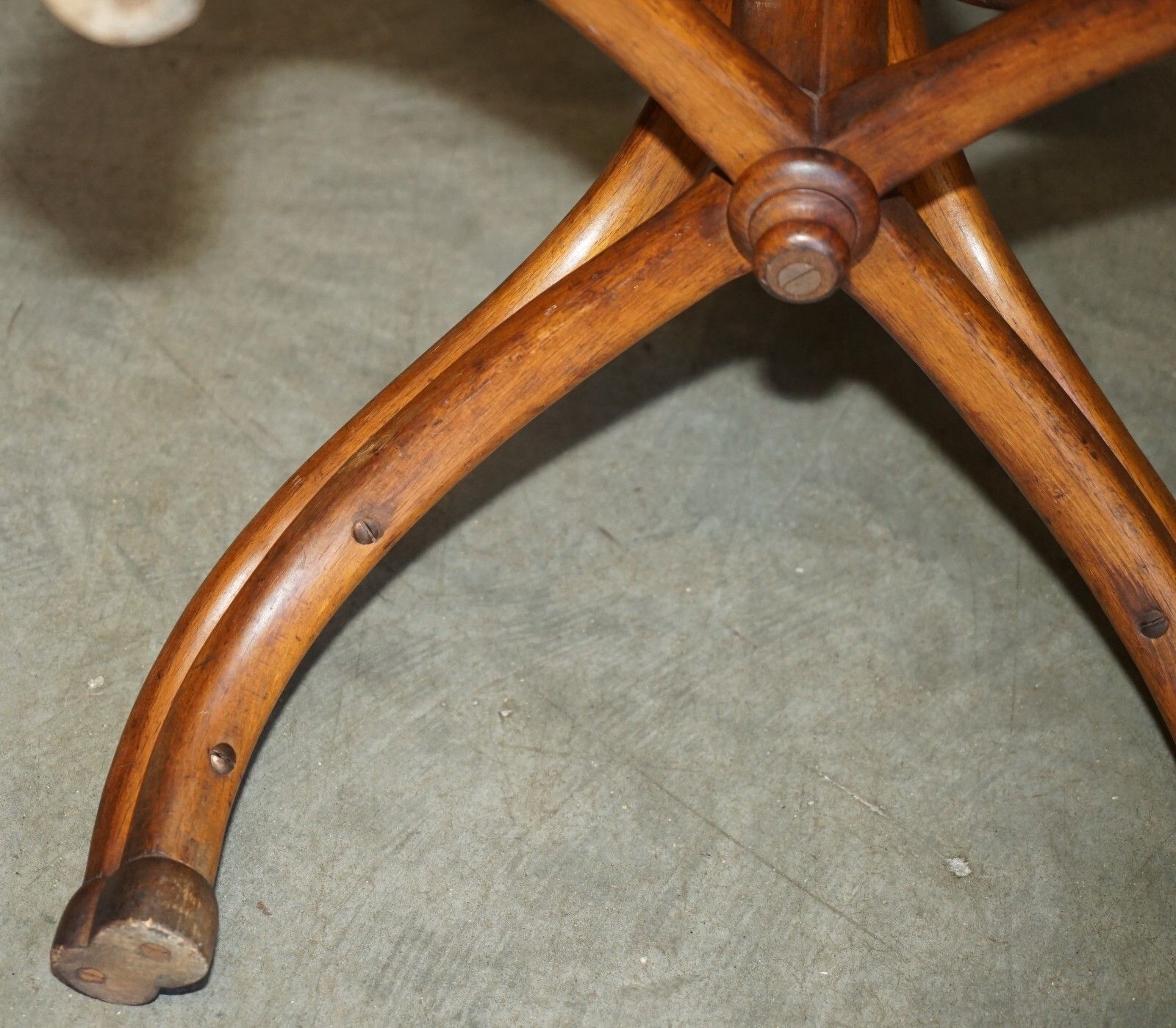 Furniture Huge Circa 1900's Thonet Revolving Bentwood Hat Coat & Scarf Floor Standing Rack photo