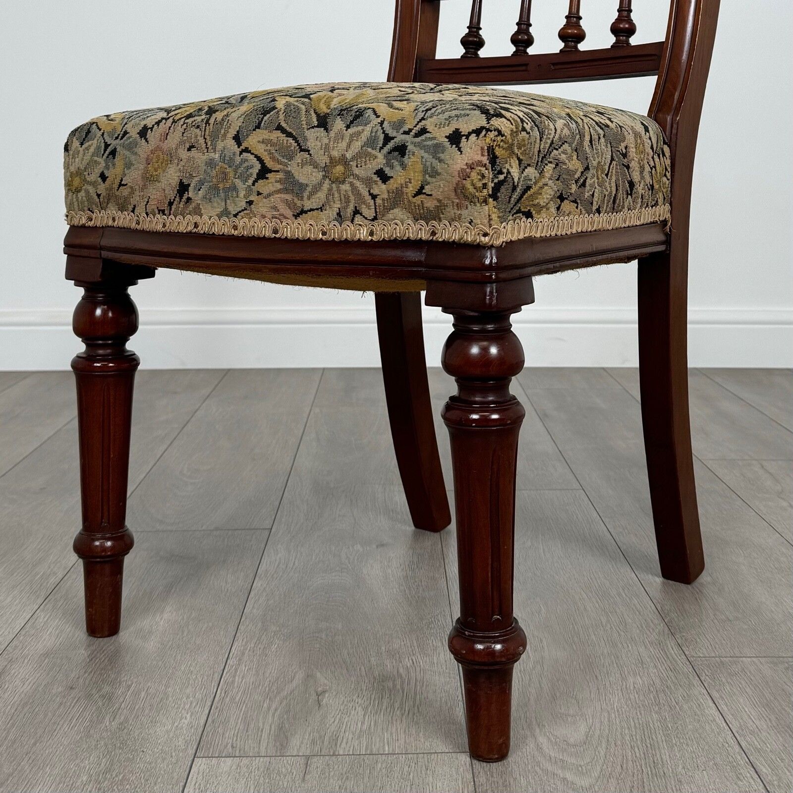 Antique 19th Century Set Of 6 Mahogany Dining Chairs photo 625.0