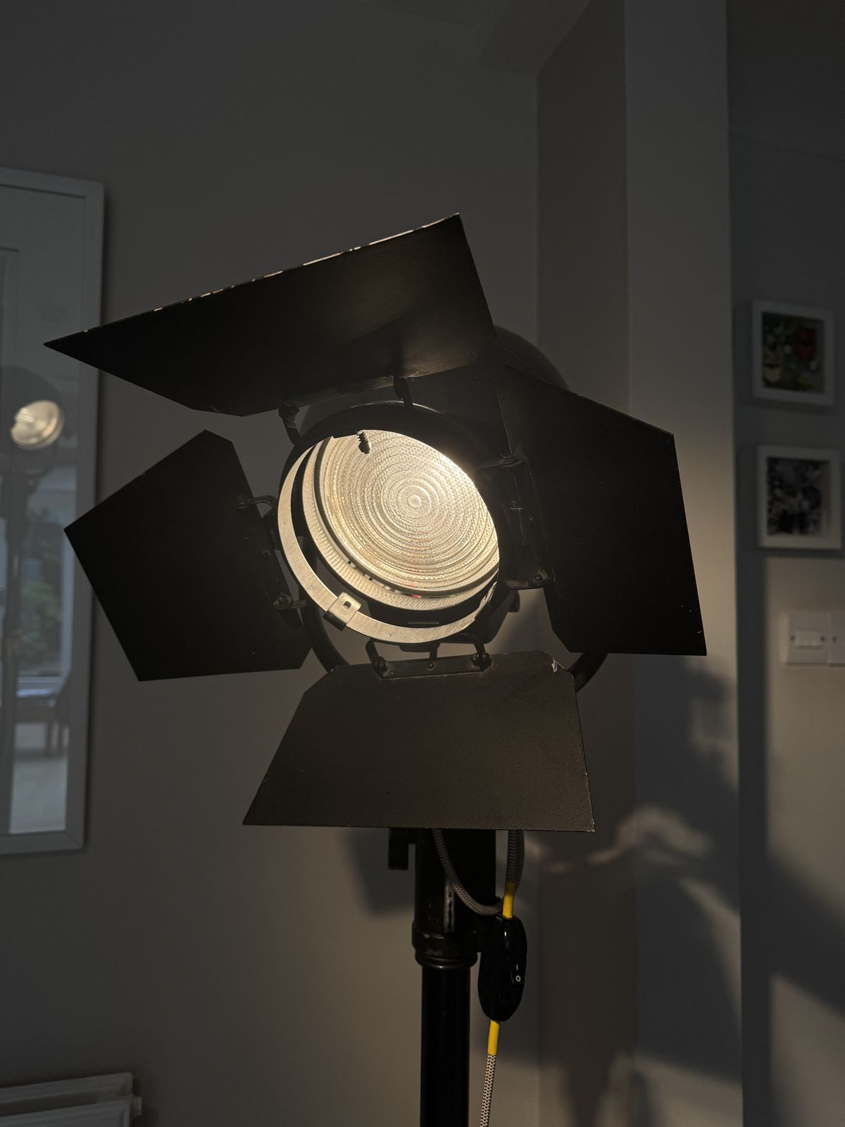 Renovated Strand Electric Patt 123 Fresnel Theatre Light, Rewired For E27 Bulb photo Home Decor