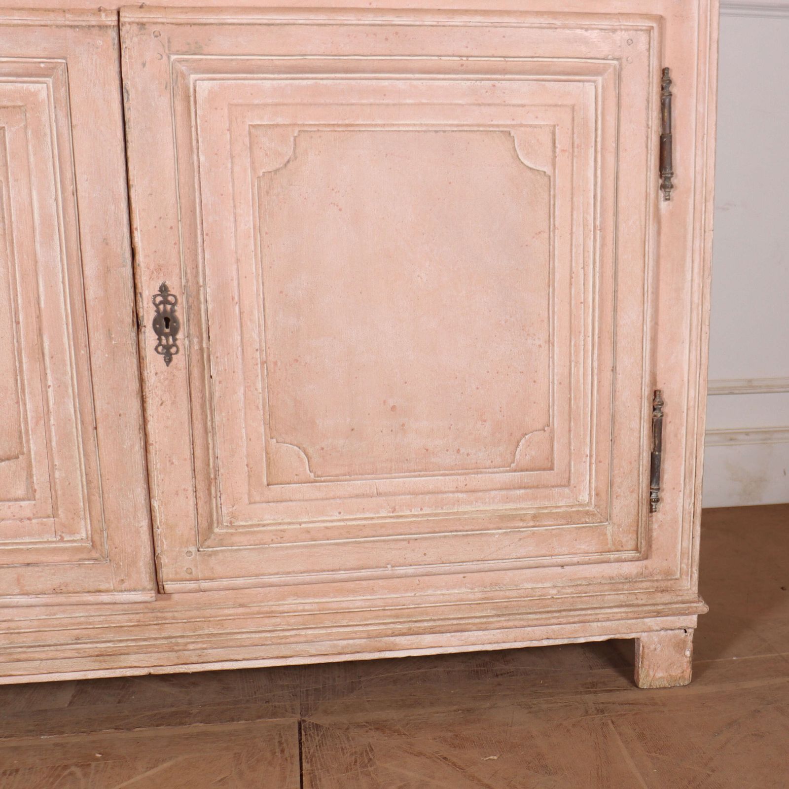 19th Century French Glazed Dresser photo vinterior