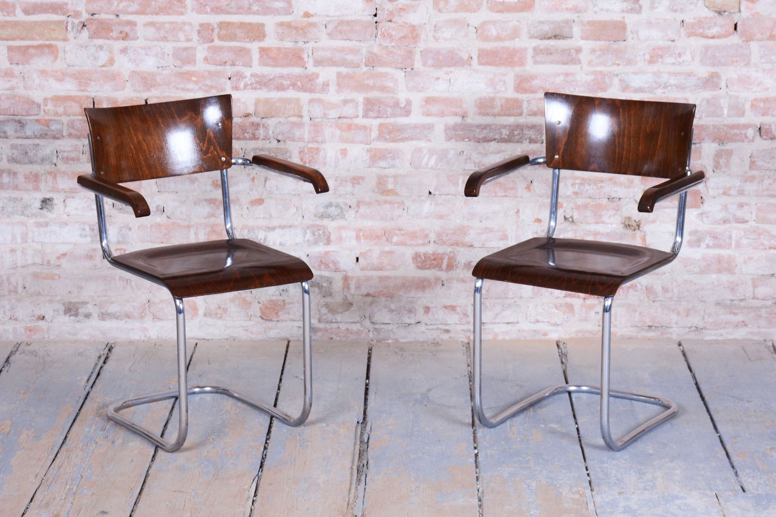 Set Of 2 Restored Bauhaus Chairs, By Stam And Slezak, Chrome, Czech, 1930s photo furniture