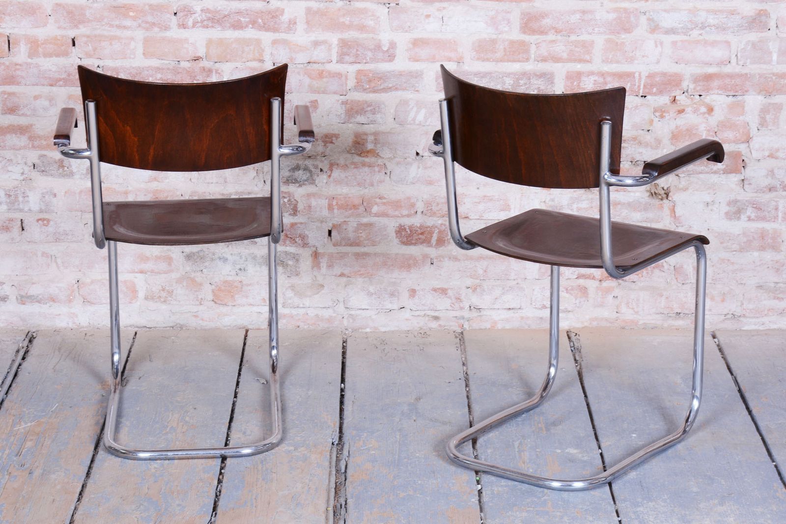 Set Of 2 Restored Bauhaus Chairs, By Stam And Slezak, Chrome, Czech, 1930s photo Furniture