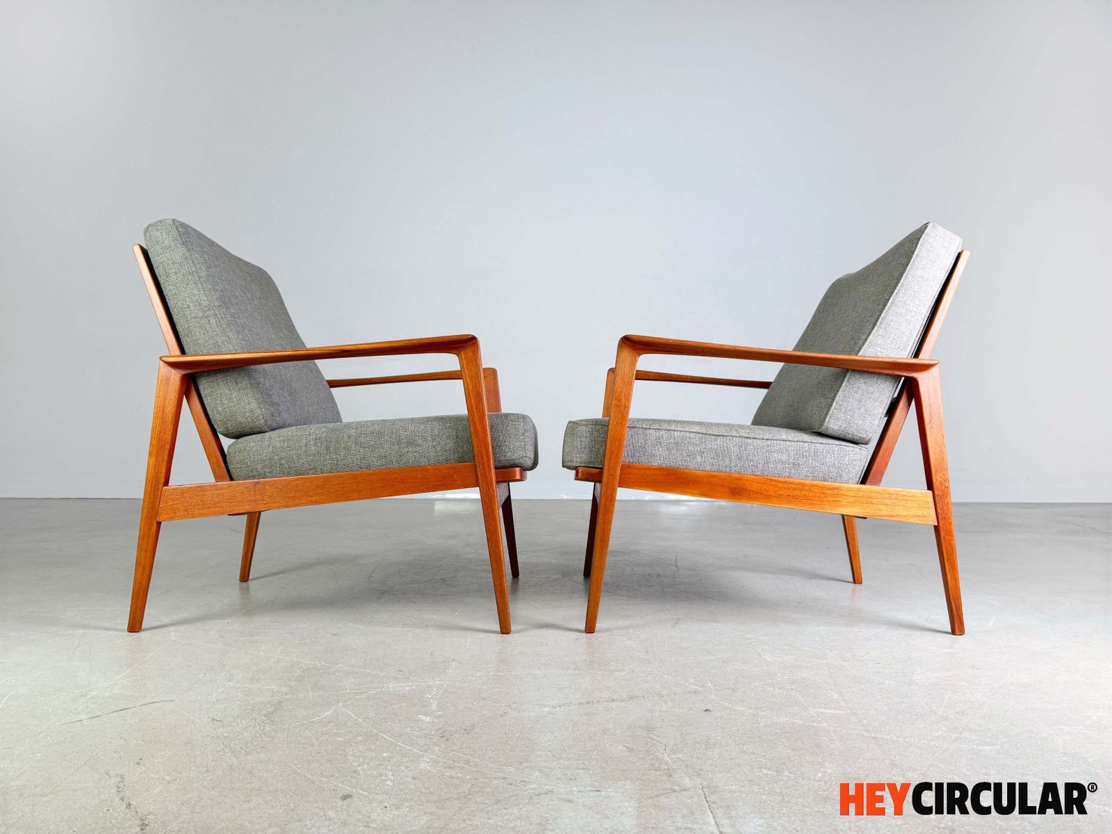Set Of 2 Midcentury Armchairs Easy Chair Knoll Antimott Teak 1960 photo vinterior