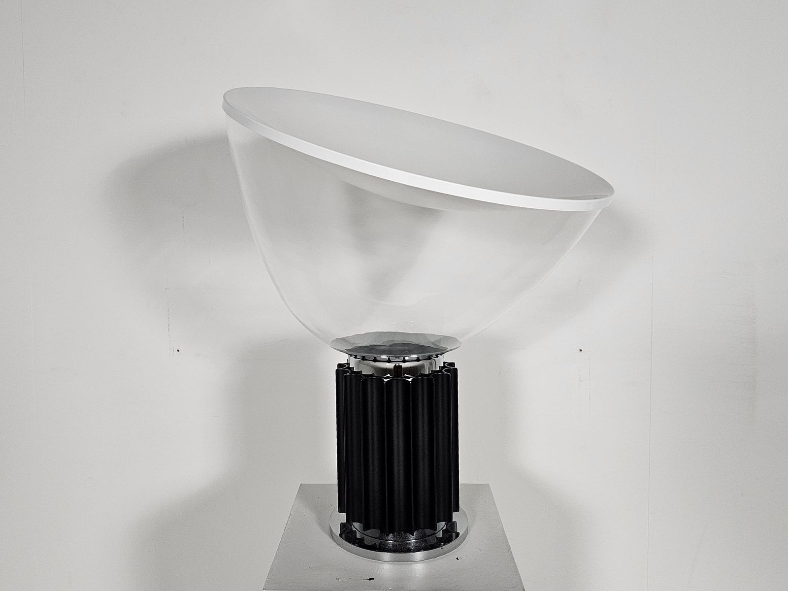 Taccia Table Lamps By Achille And Pier Giacomo Castiglioni For Flos, 1970s photo 3500.0