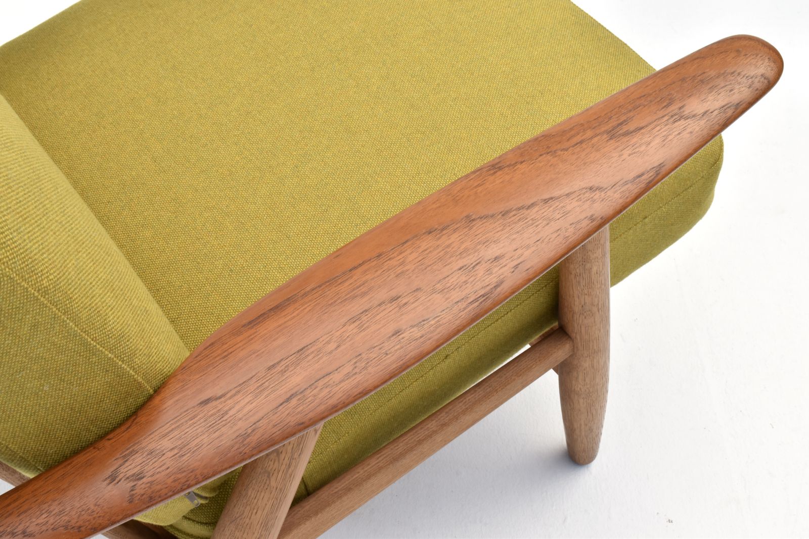 Hans Wegner Ge240 Oak & Teak Cigar Chair For Getama photo for sale