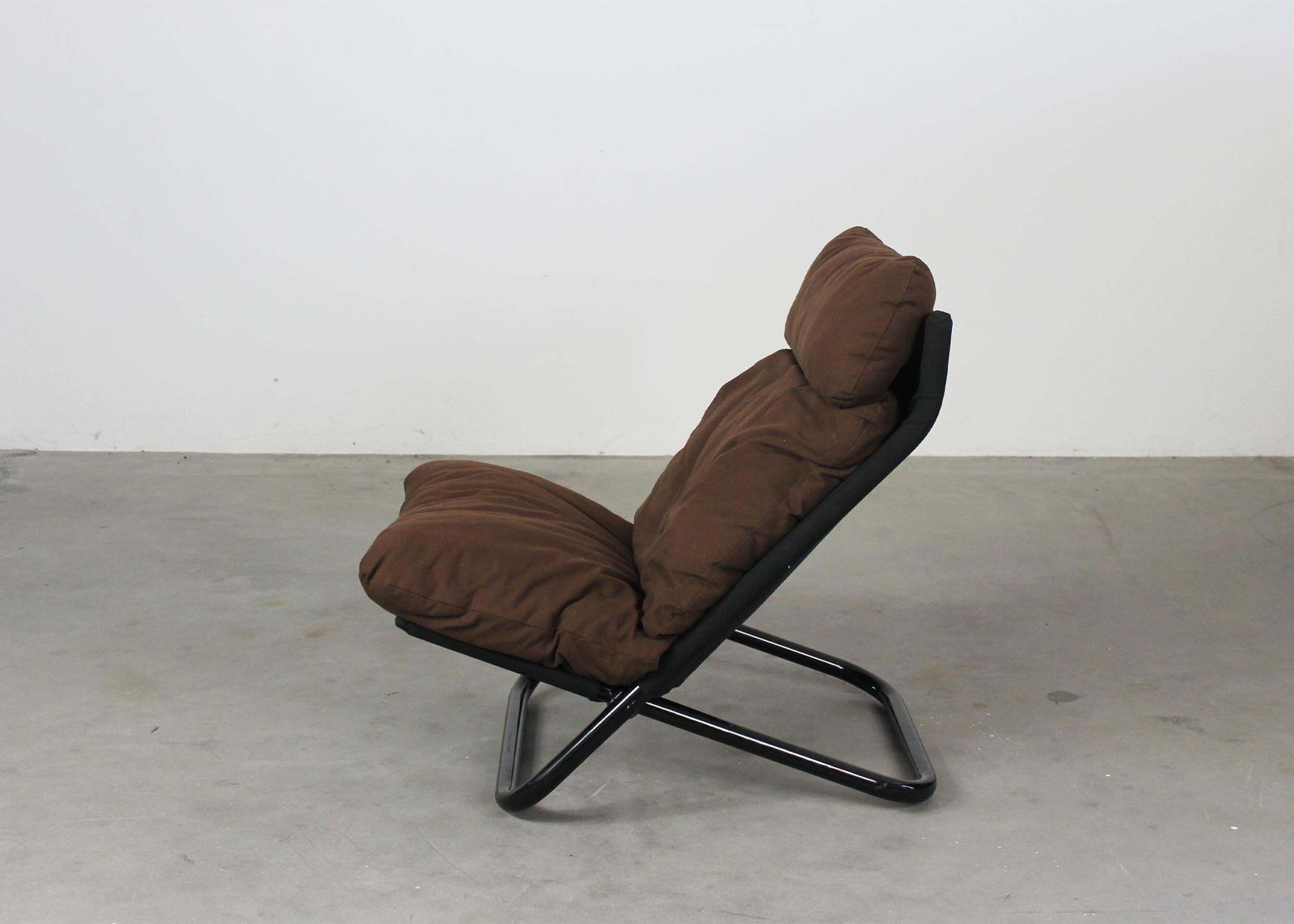 Marcello Cuneo High Backrest Cross Armchair In Steel And Brown Fabric By Arflex photo Furniture