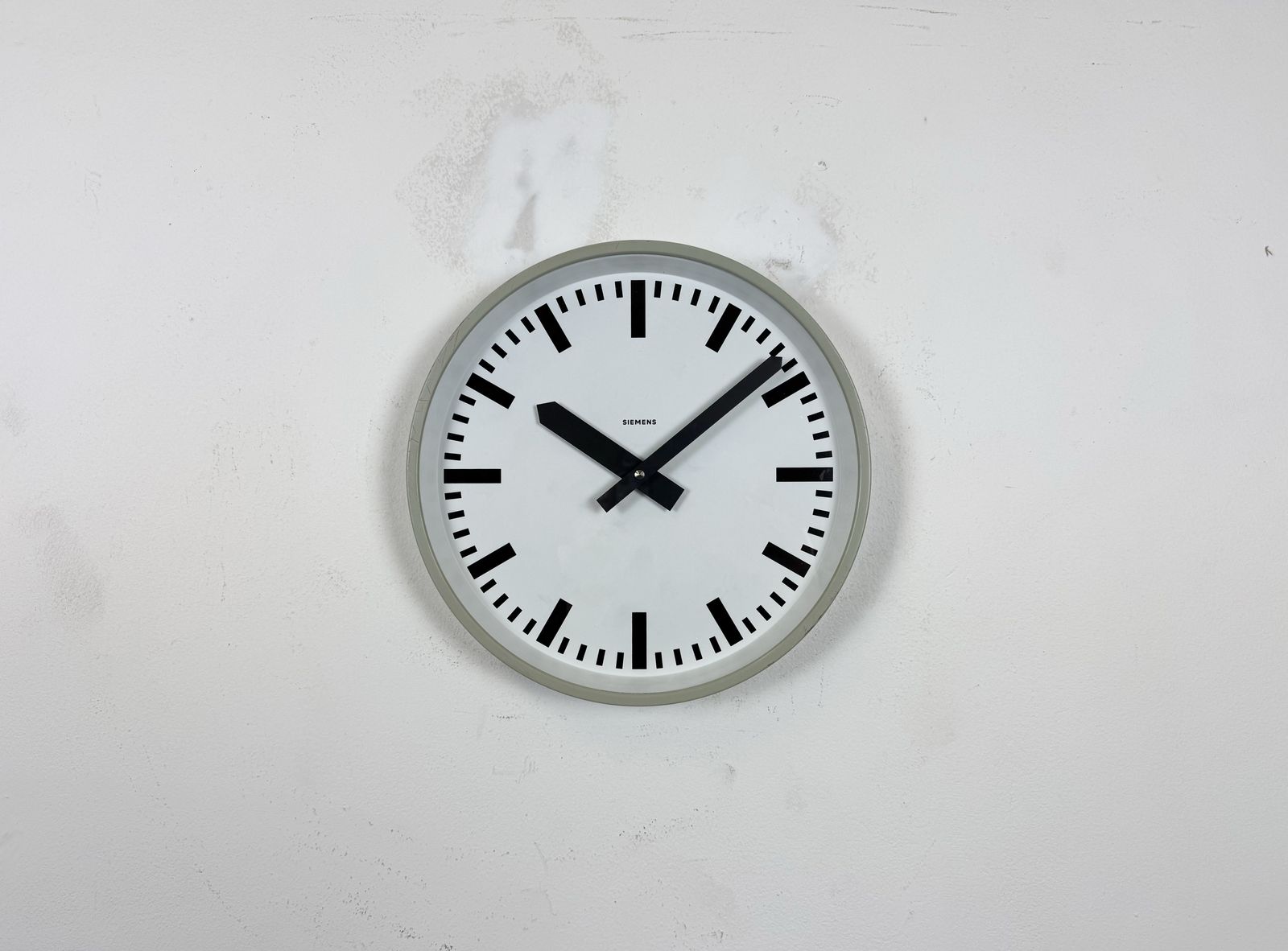 Grey Industrial Factory Wall Clock From Siemens, 1970s photo Home Decor