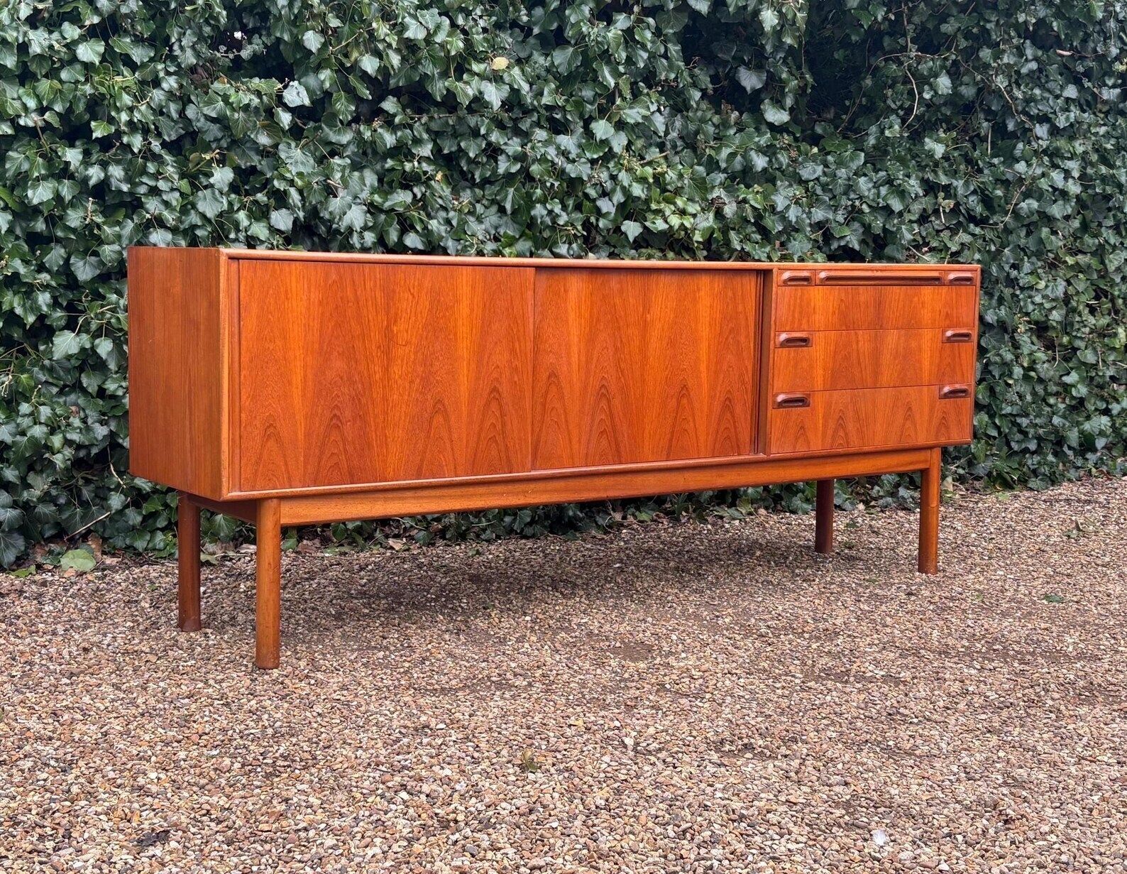 Vintage McIntosh ‘Drummond’ Teak Sideboard photo furniture