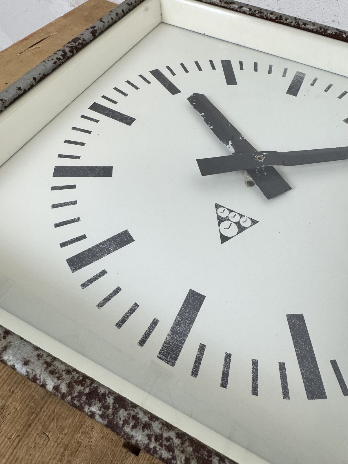 photo vinterior Grey Rusty Industrial Square Wall Clock From Pragotron, 1970s