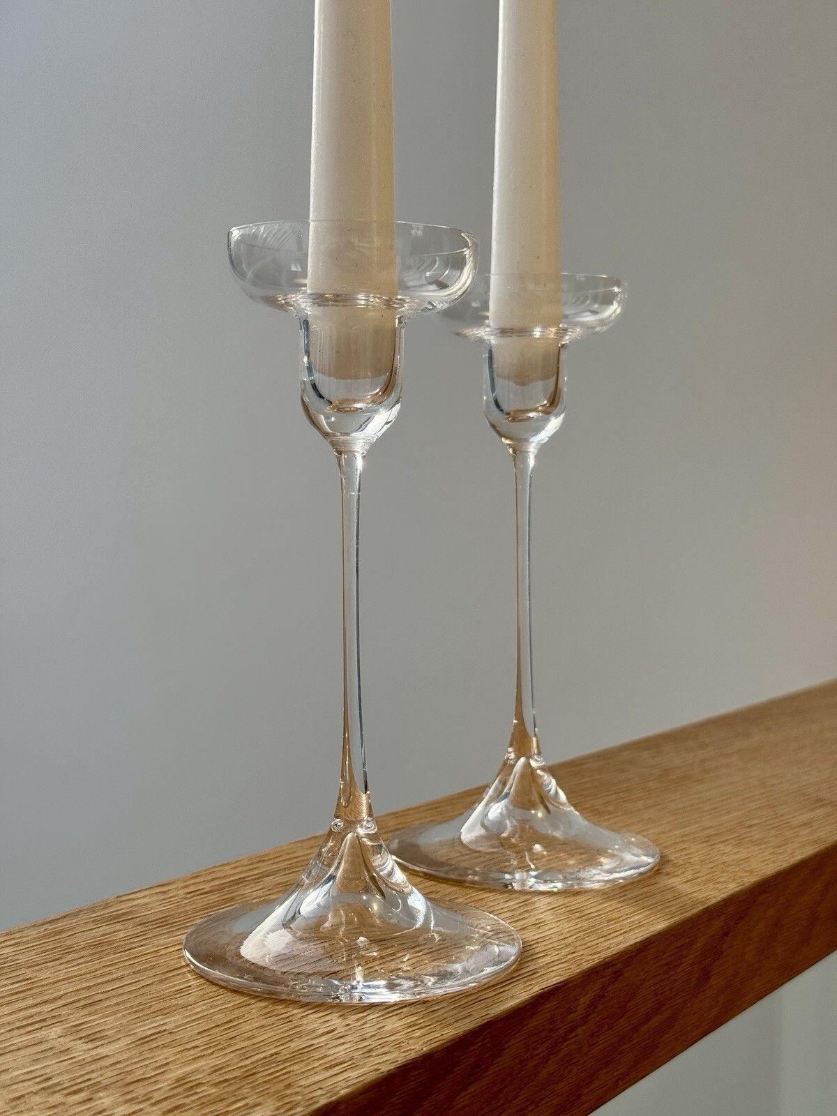 photo vintage A Pair Of Dartington Glass 1960’s Crystal Candlesticks By Hans Eric Anderson D69