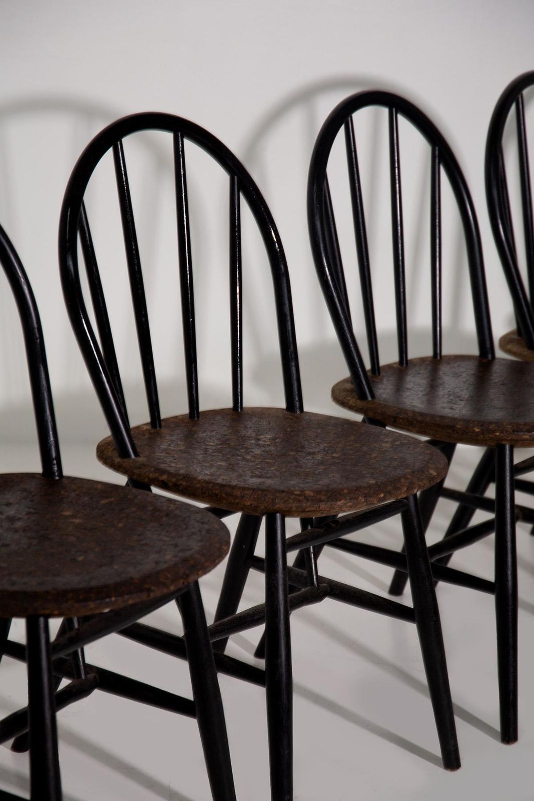 photo vinterior Set Of Six Wood And Cork Chairs