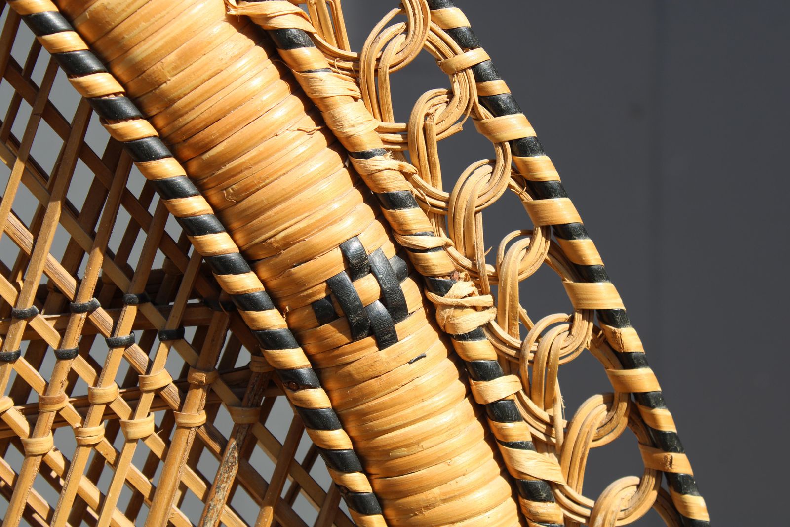 photo vinterior Large Straw And Bamboo Woven Chair Italy 1940s