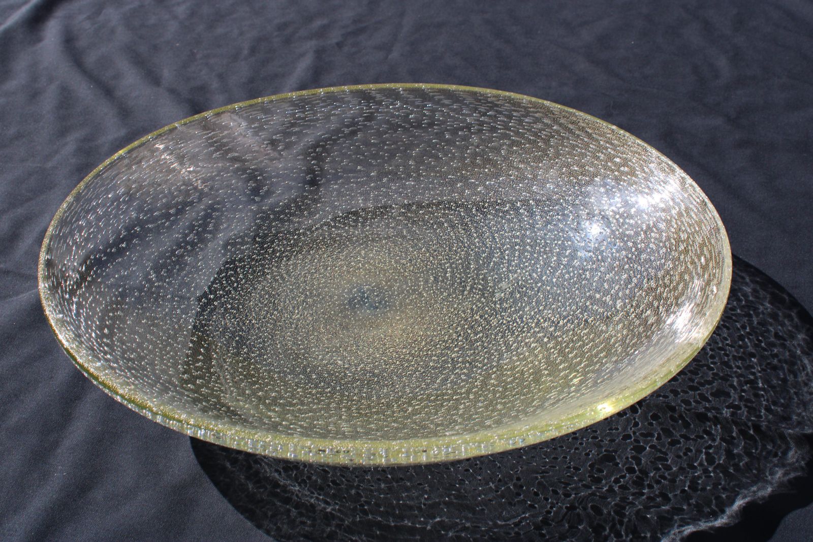Seguso Large Oval Concave Plate With Bubbles And Gold Dust 1950s Great Quality photo 2573.0