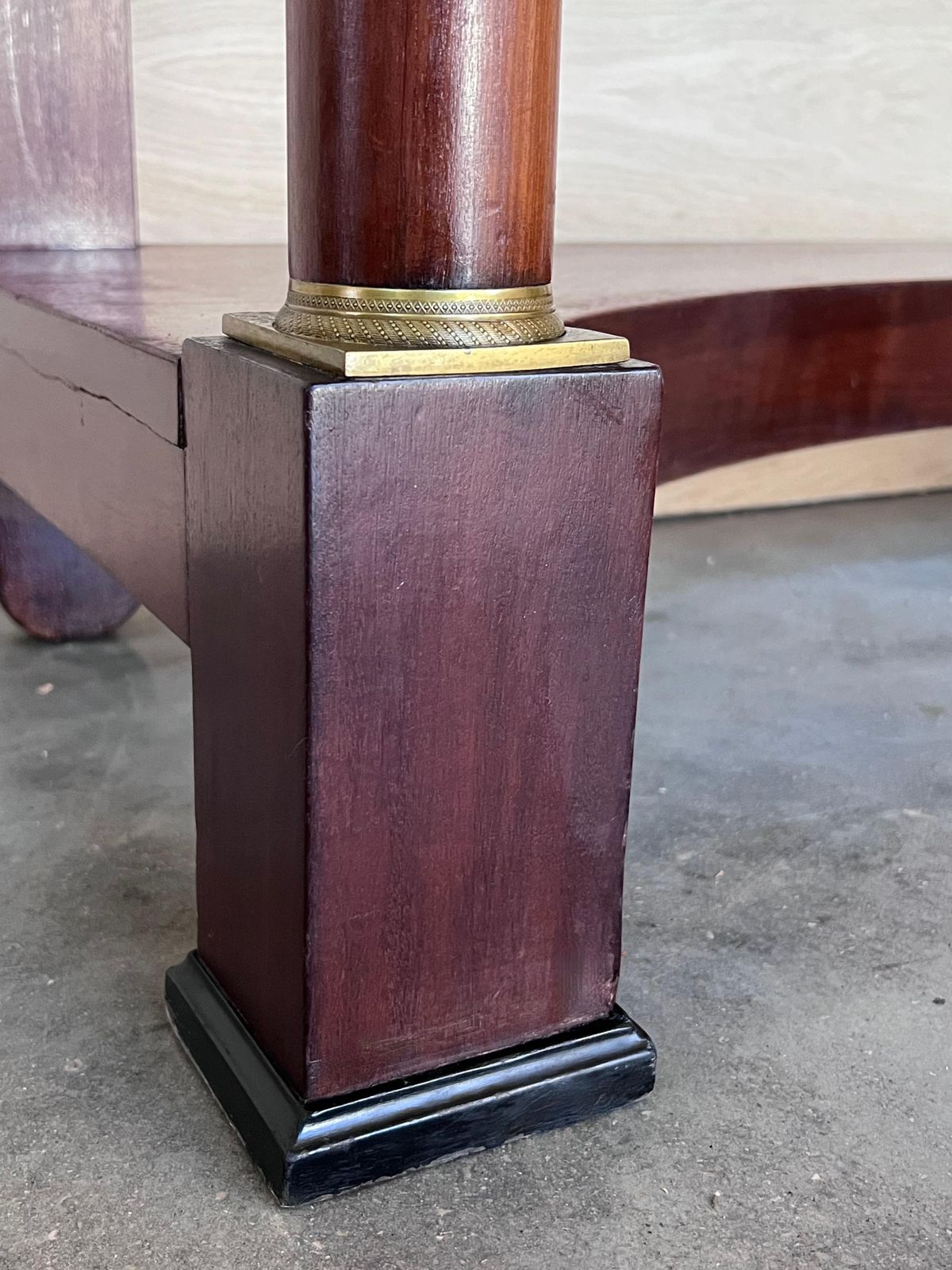 Mobilier Console d'époque française Empire en bois fruitier avec tiroir, début du XXe siècle photo