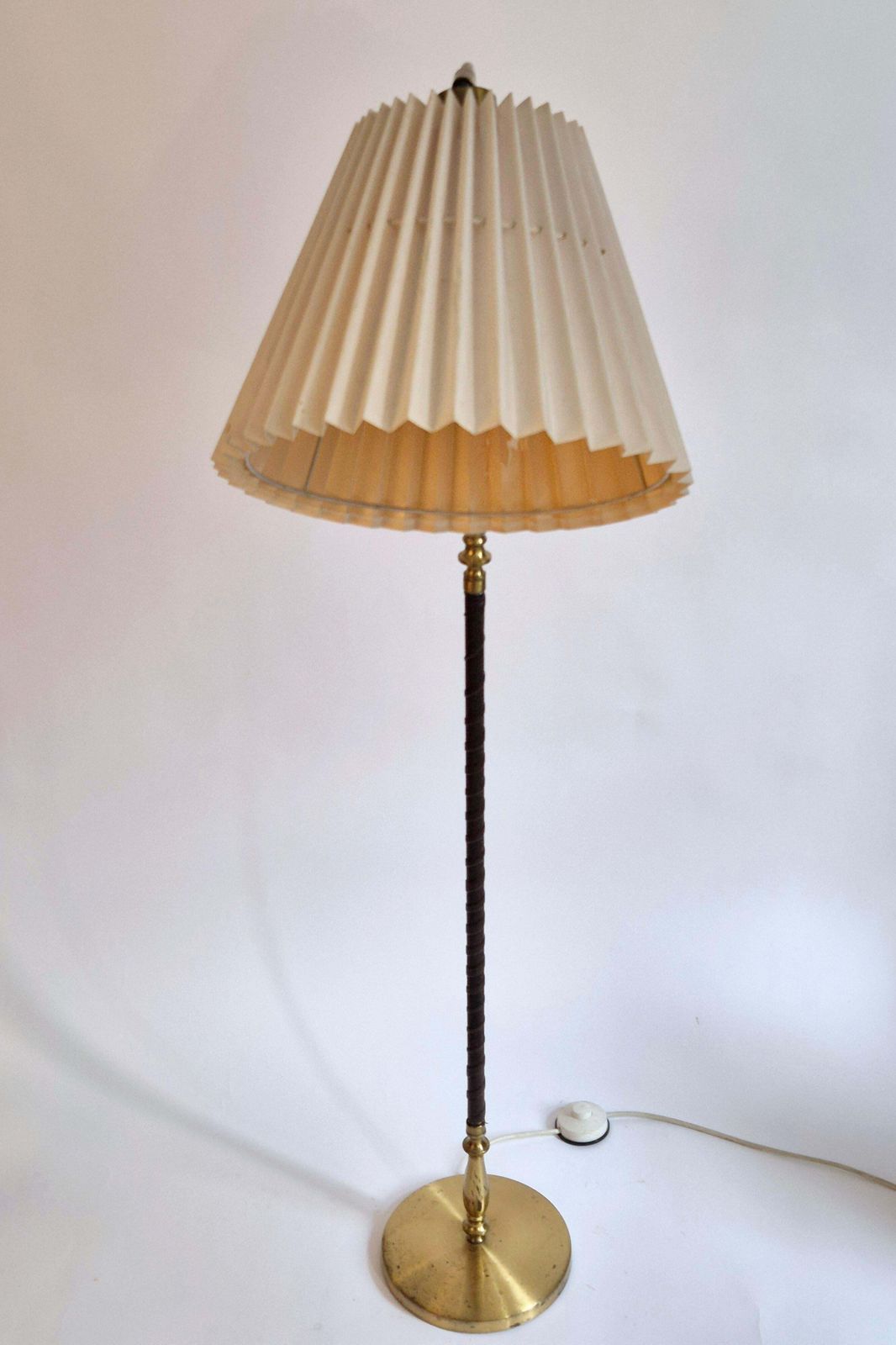 Floor Lamp In Brass With Dark Brown Leather Trim, Swedish / Scandinavian Modern photo Lighting