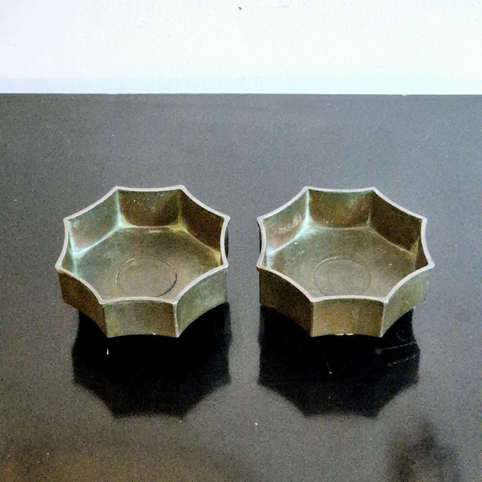 Just Andersen, A Pair Of Bowls / Candle Holders In Disko Metal, Danish Grace photo vinterior