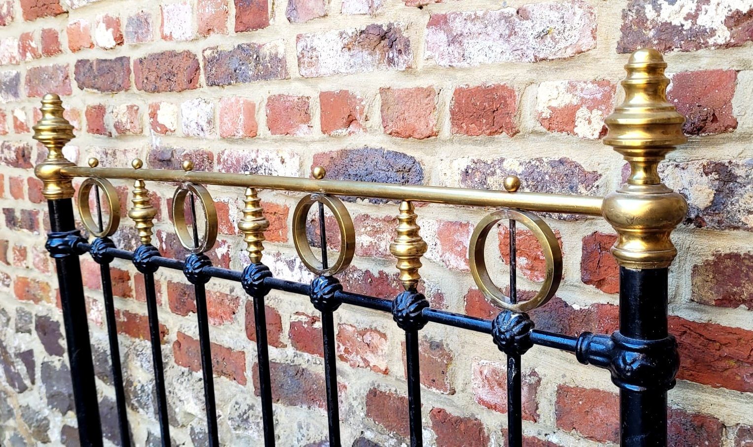Cast Iron And Copper Bed   Early 20th Century   Missing 3 Balls And 1 Piece Of Copper photo for sale