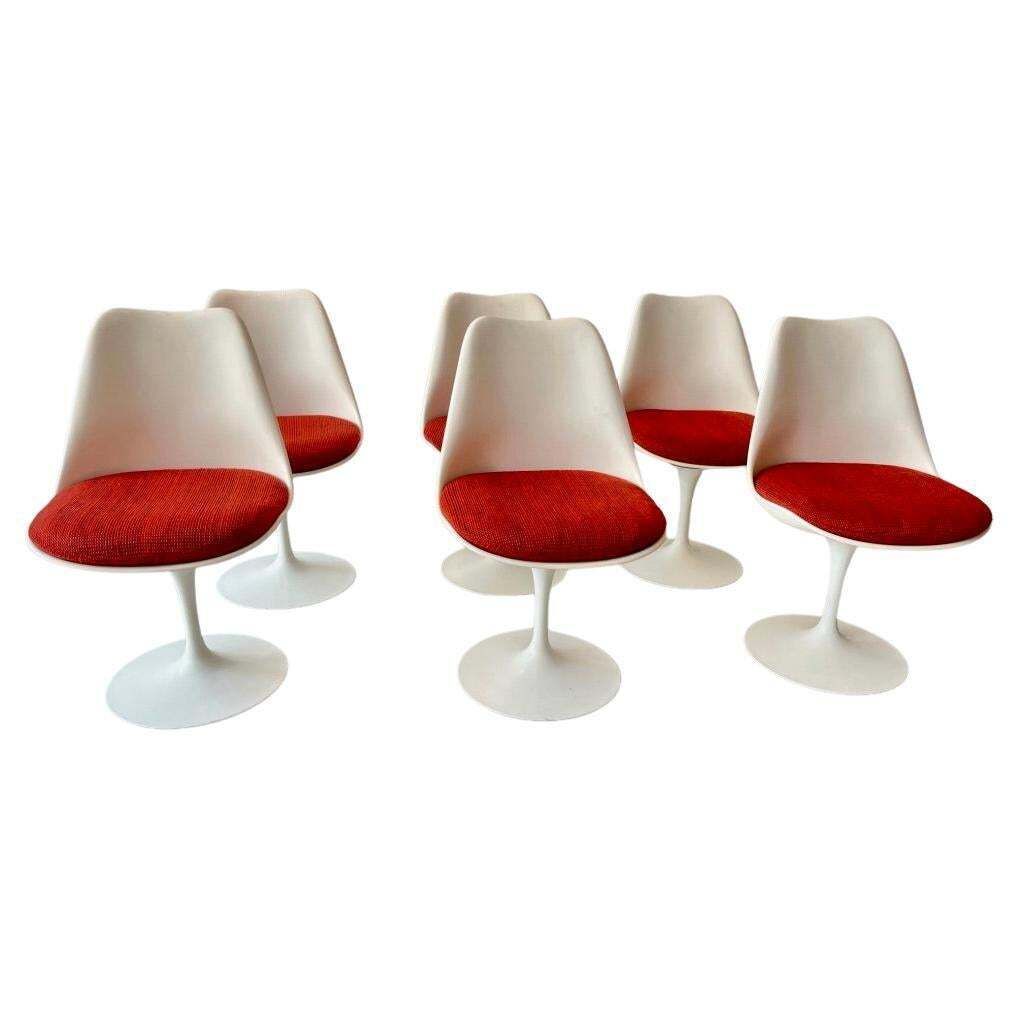 Set Of 6 Tulip Chairs By Eero Saarinen Produced By Knoll International Ca. 1970
