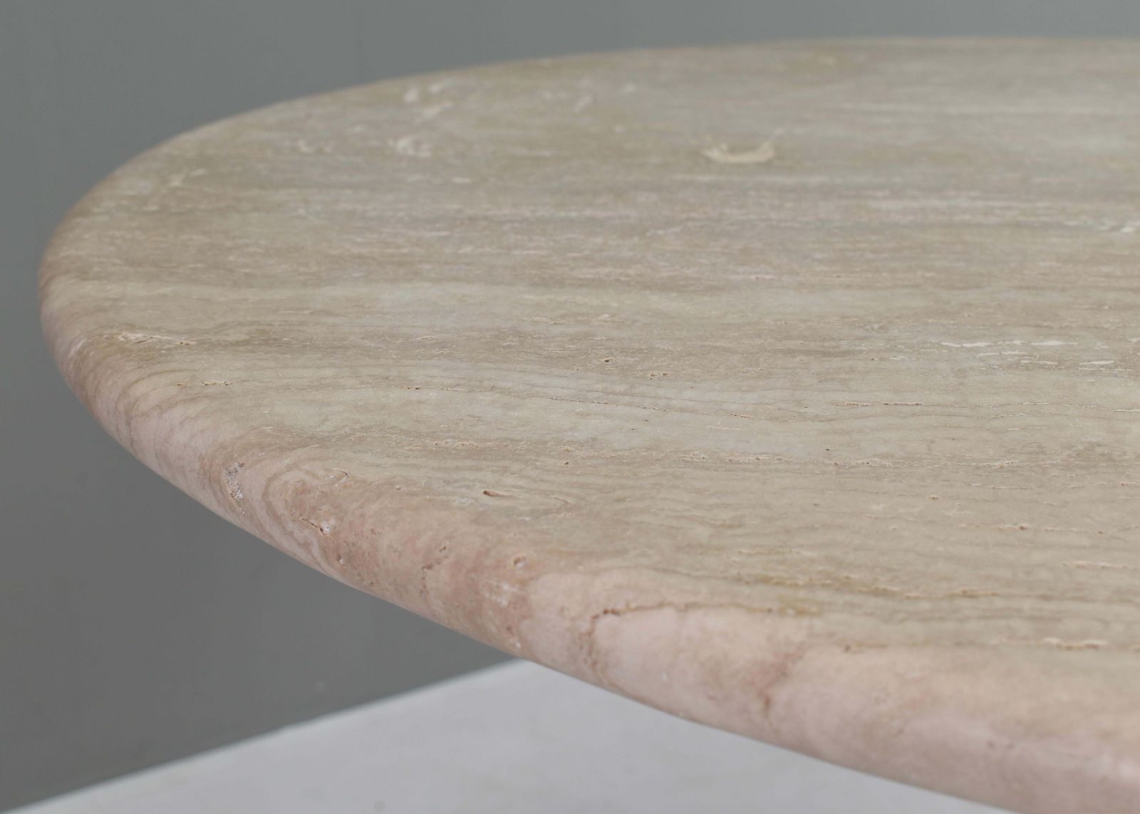 photo for sale Exquisite Round Travertine Dining Table In The Manor Of Angelo Mangiarotti/Up&Up