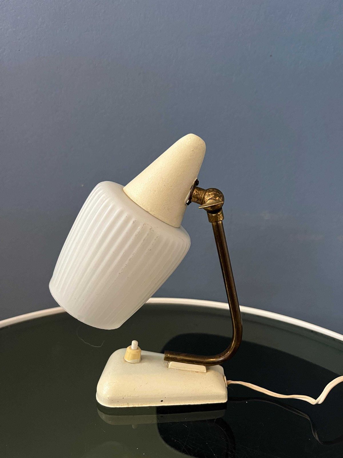 Mid Century Art Deco Bureaulamp Met Opalineglas photo buy