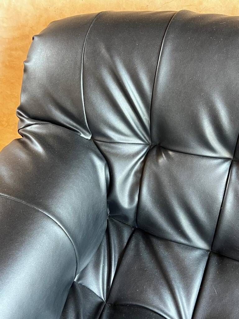 Furniture Brazilian Jacaranda And Leather Sofa By Jean Gillon For Italma 1960 photo