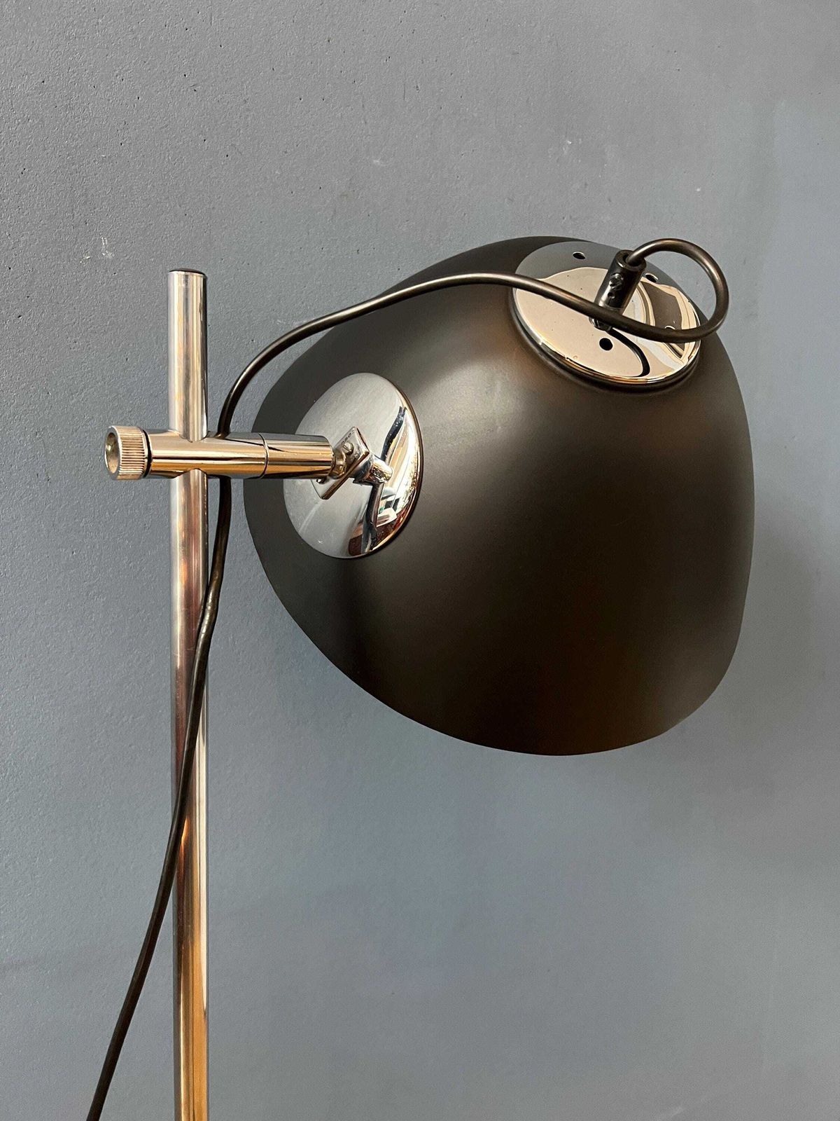 Zwarte Mid Century Dijkstra Verstelbare Bureaulamp photo vintage