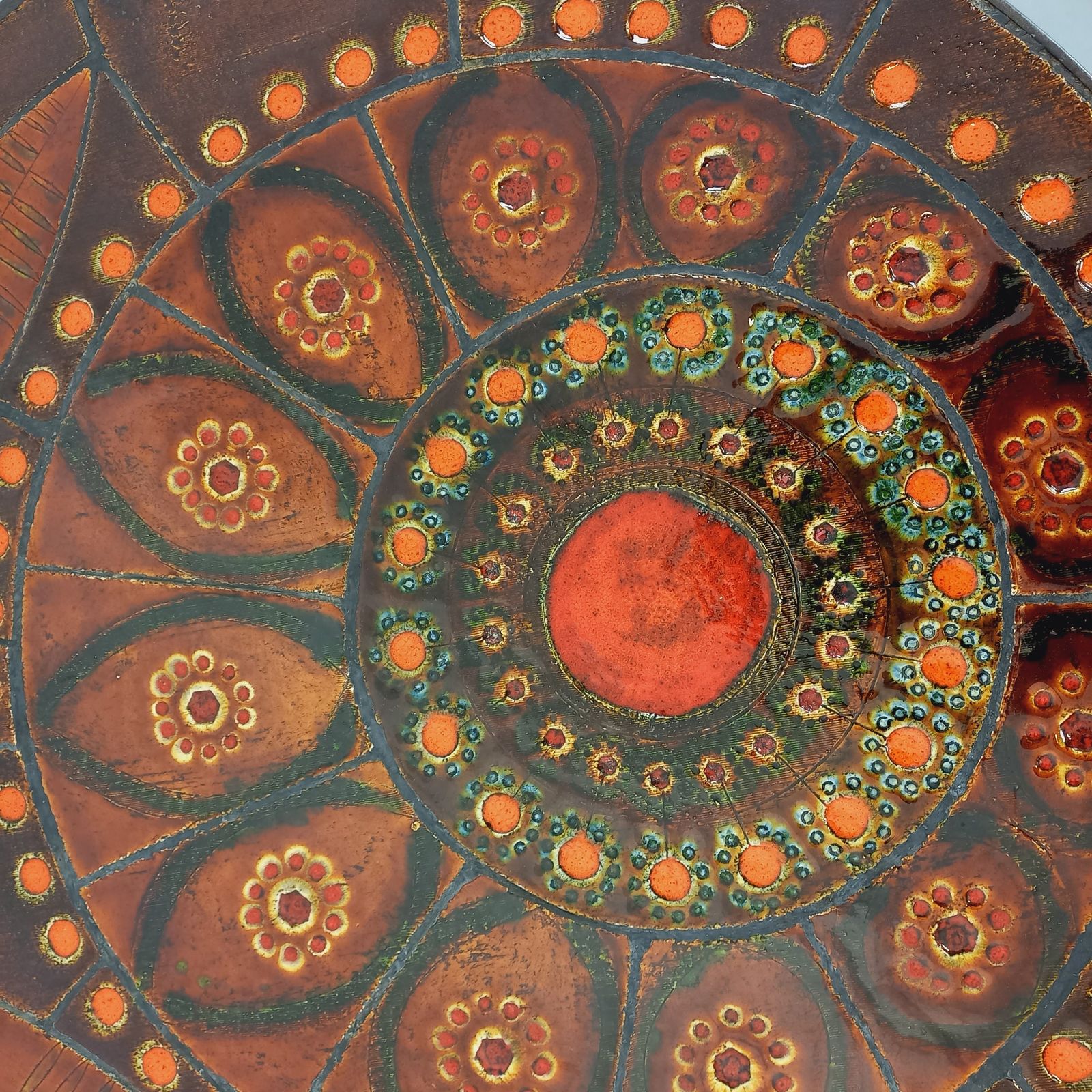Raymond Corroyez Round Coffee Table In Ceramic And Steel photo furniture