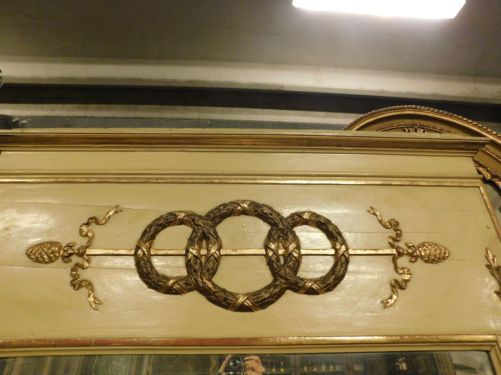 Lacquered Wood Mirror With Rich Golden Sculptures, Italy photo Home Decor