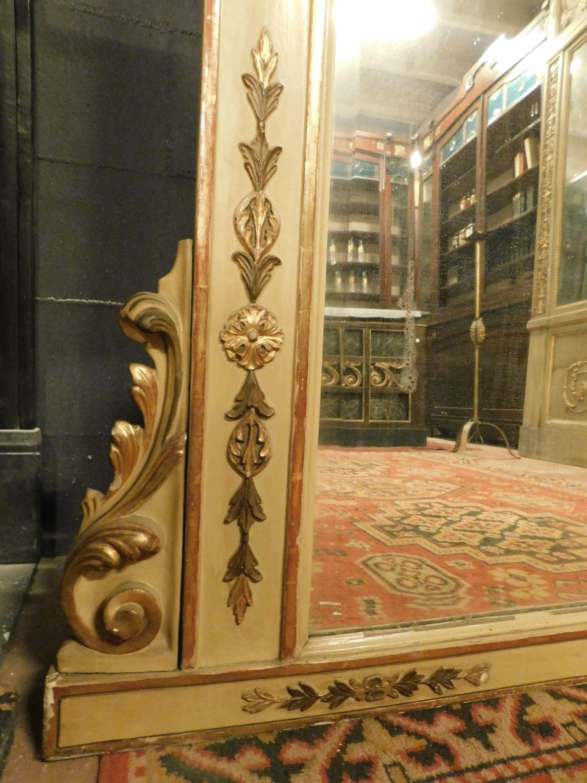 Lacquered Wood Mirror With Rich Golden Sculptures, Italy photo vintage