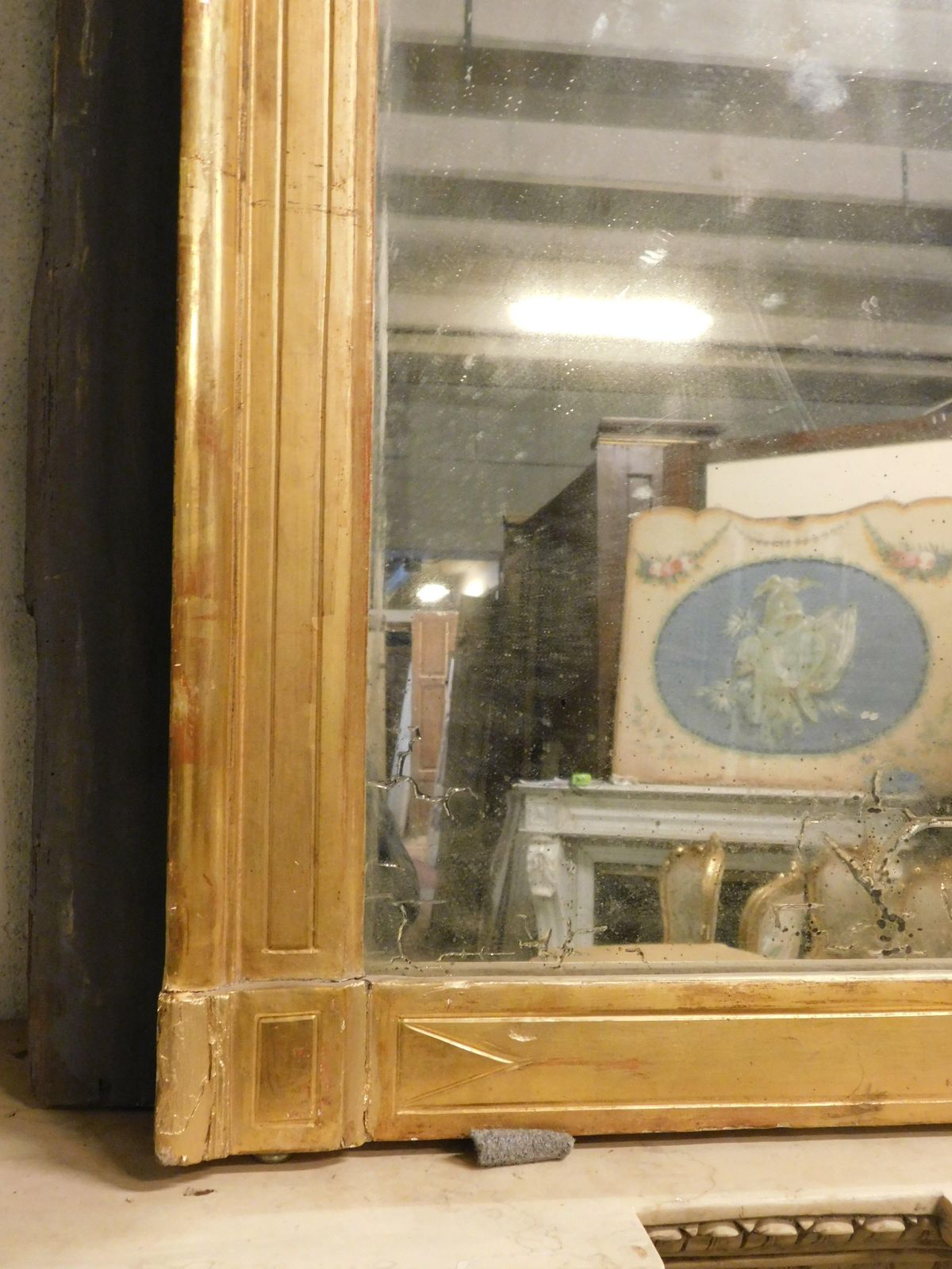 Large Gilded Wooden Mirror With Carved Top Centered By A Coat Of Arms, Italy photo vinterior