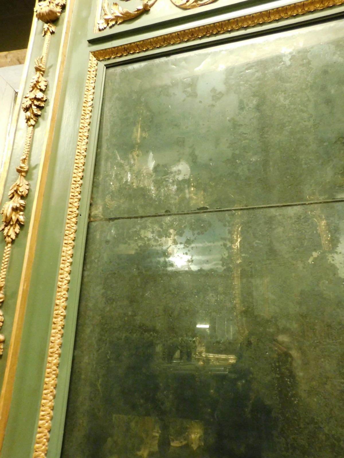 Green And Gold Lacquered Console Complete With Mirror And Table, France photo vintage