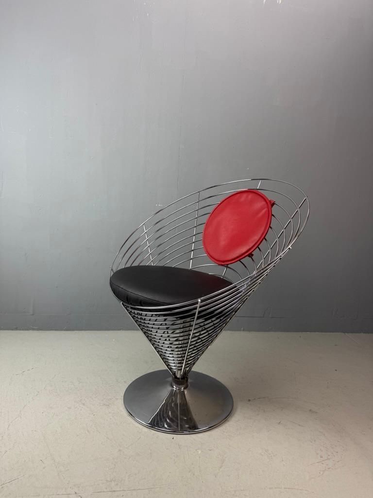 photo furniture Original Verner Panton Wire Cone Chair  1988  Fritz Hansen Danish Design
