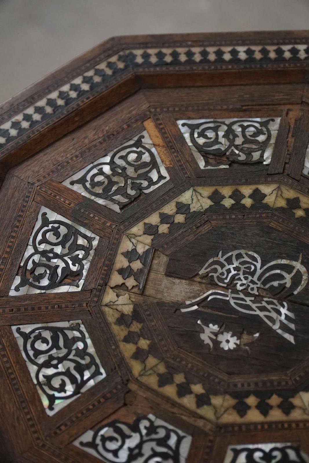 Antique Octagon Shaped Side Table In Oak & Mother Of Pearl Inlay, Ottoman Empire photo vintage