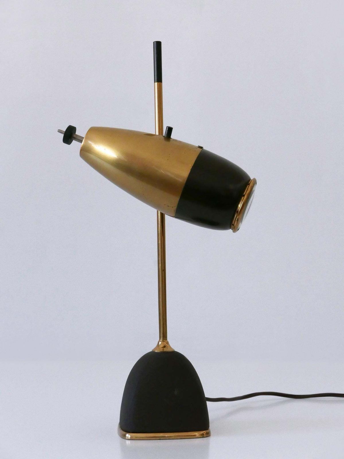 Oscar Torlasco Mid Century Modern Desk Light Mod. No '577' For Lumi Italy 1960s photo furniture