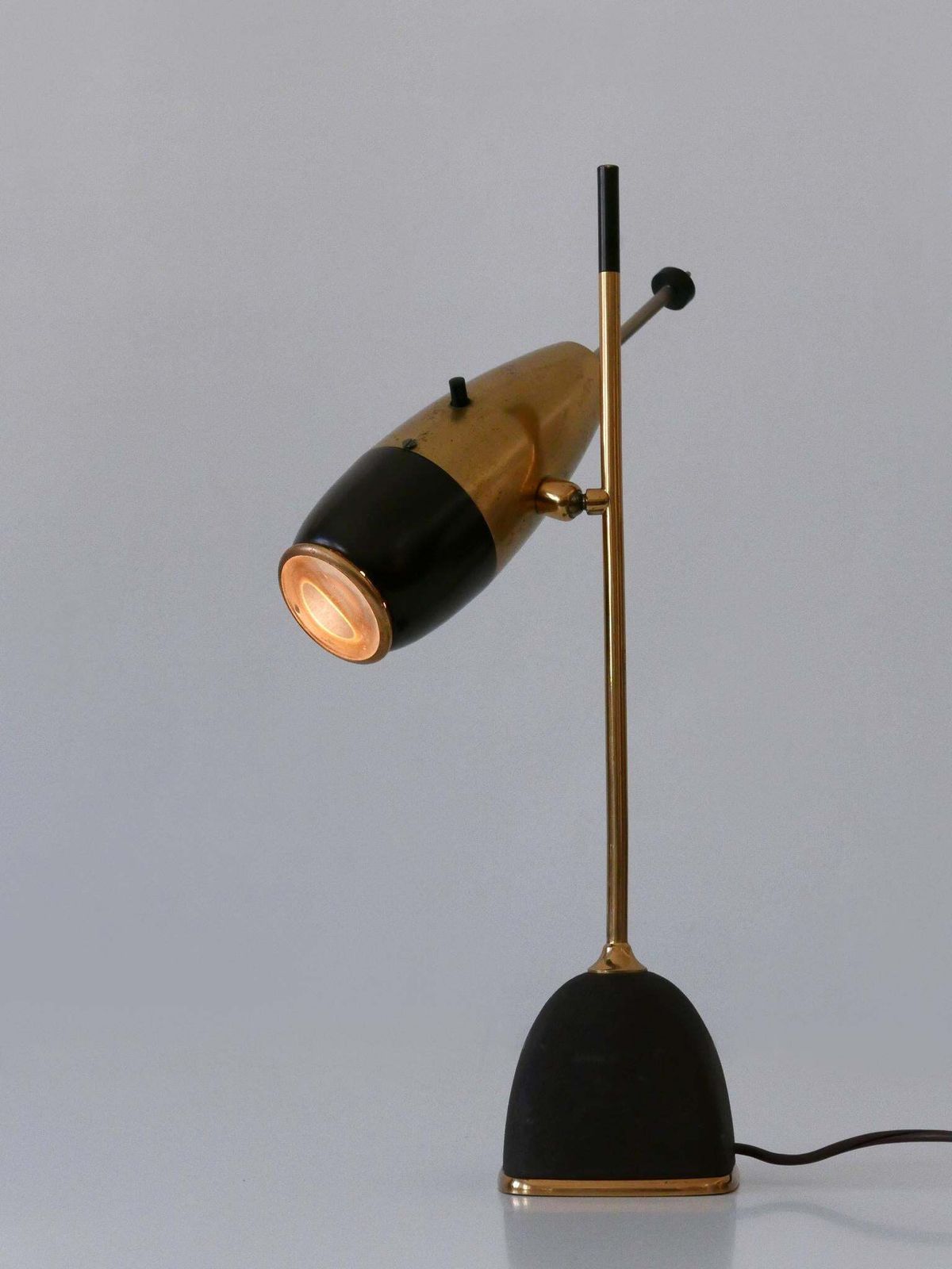 Oscar Torlasco Mid Century Modern Desk Light Mod. No '577' For Lumi Italy 1960s photo vinterior