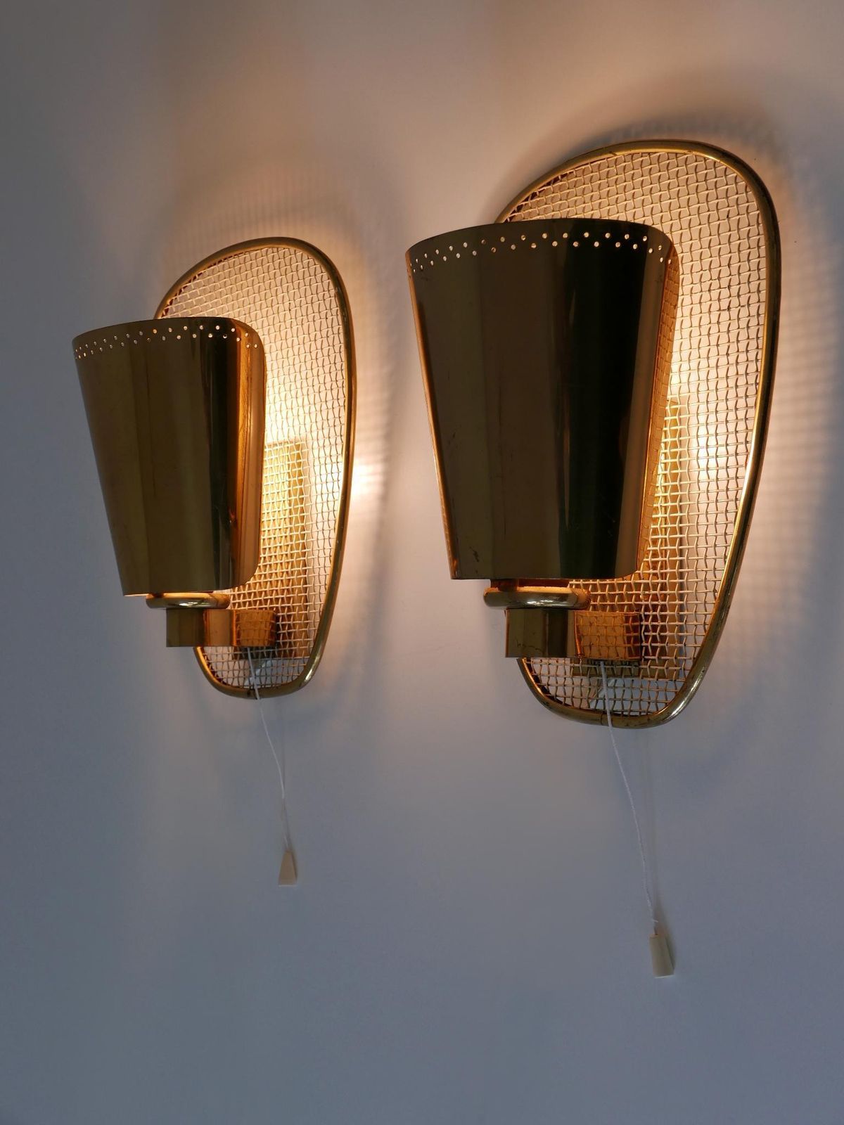 photo vinterior Set Of Two Rare & Highly Decorative Mid Century Modern Sconces Germany 1950s