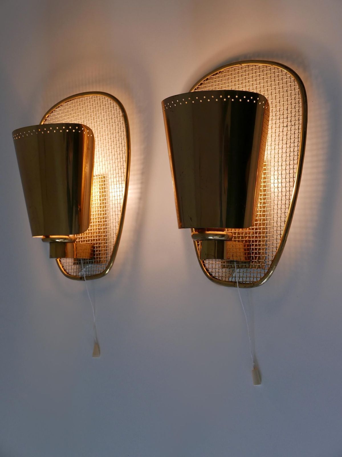 photo vintage Set Of Two Rare & Highly Decorative Mid Century Modern Sconces Germany 1950s